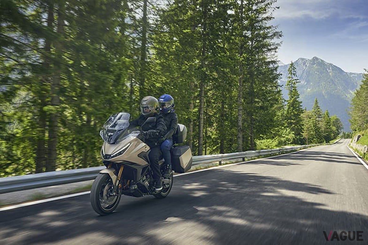 ホンダ「NT1100」