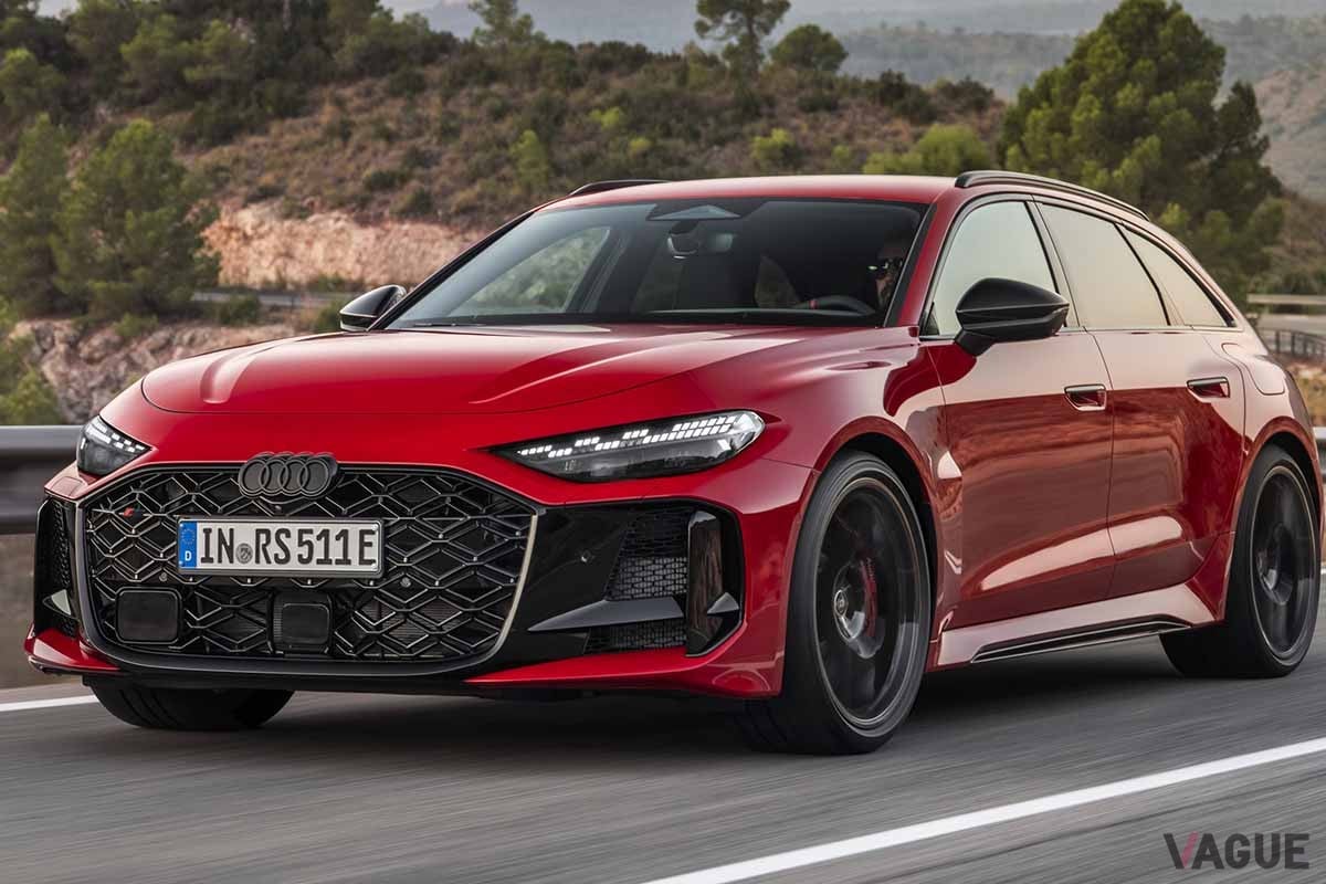 世界初公開されたアウディ新型「RS5アバント」