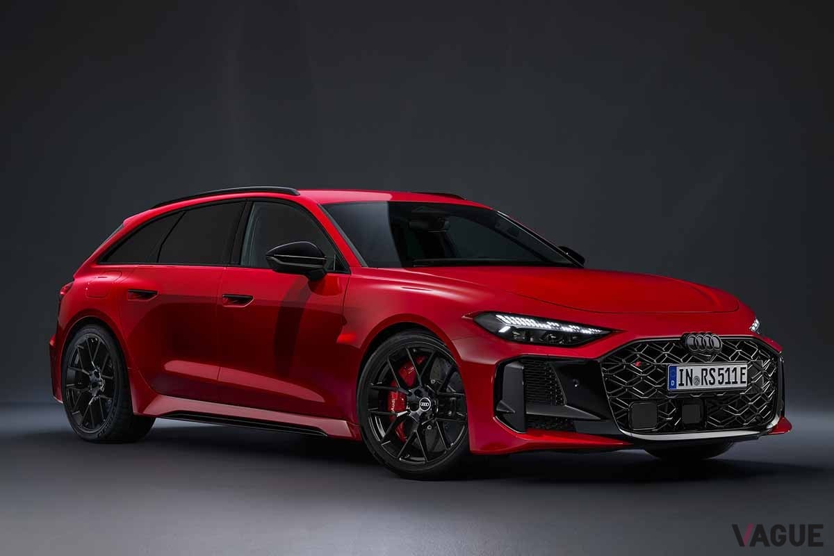 世界初公開されたアウディ新型「RS5アバント」