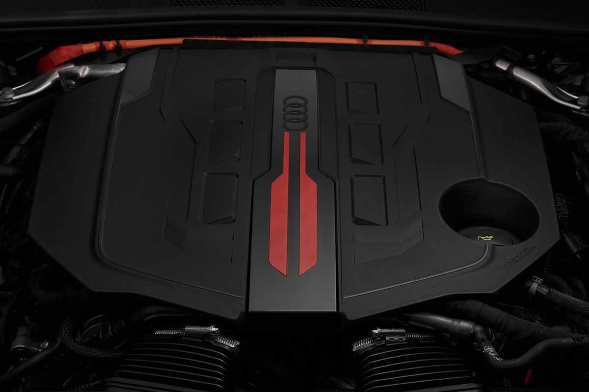世界初公開されたアウディ新型「RS5セダン」