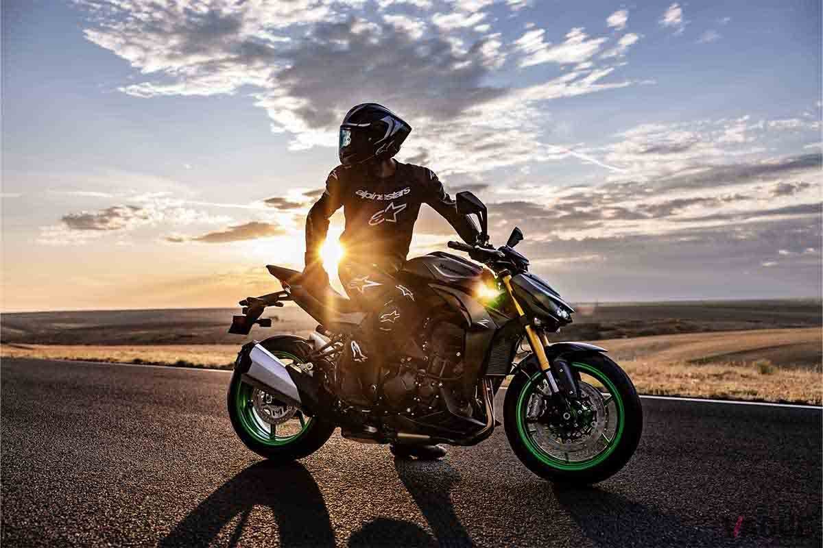 2026年2月14日に発売されるカワサキ新型「Z1100 SE」