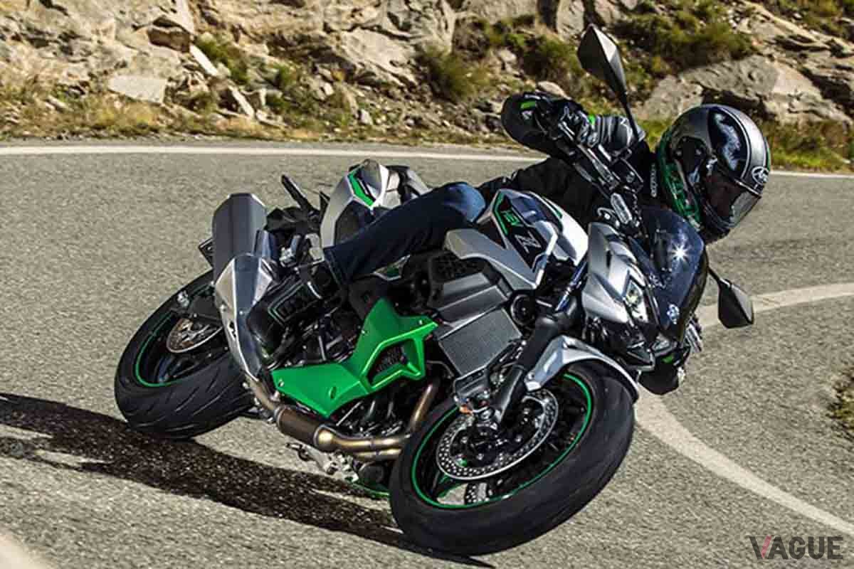 カワサキ「Z7ハイブリッド」