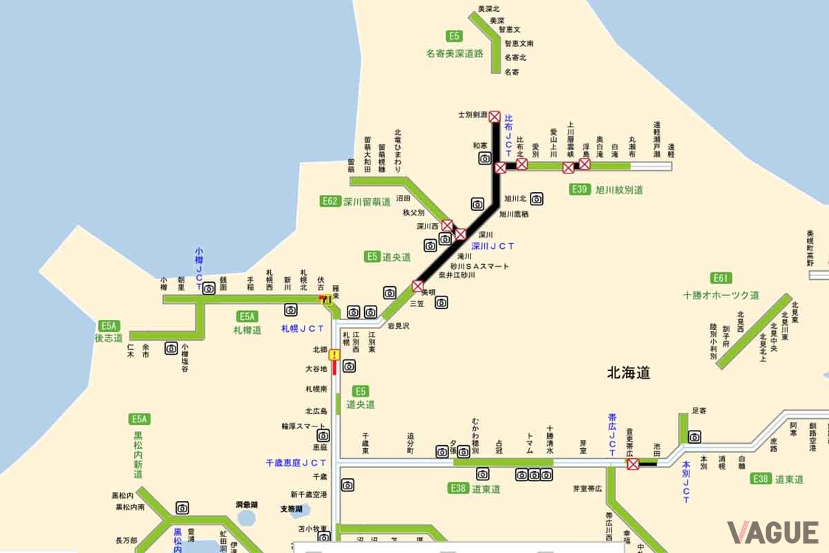 日本道路交通情報センター（JARTIC）のホームページではリアルタイムで全国の高速道路および一般道の渋滞情報を提供している