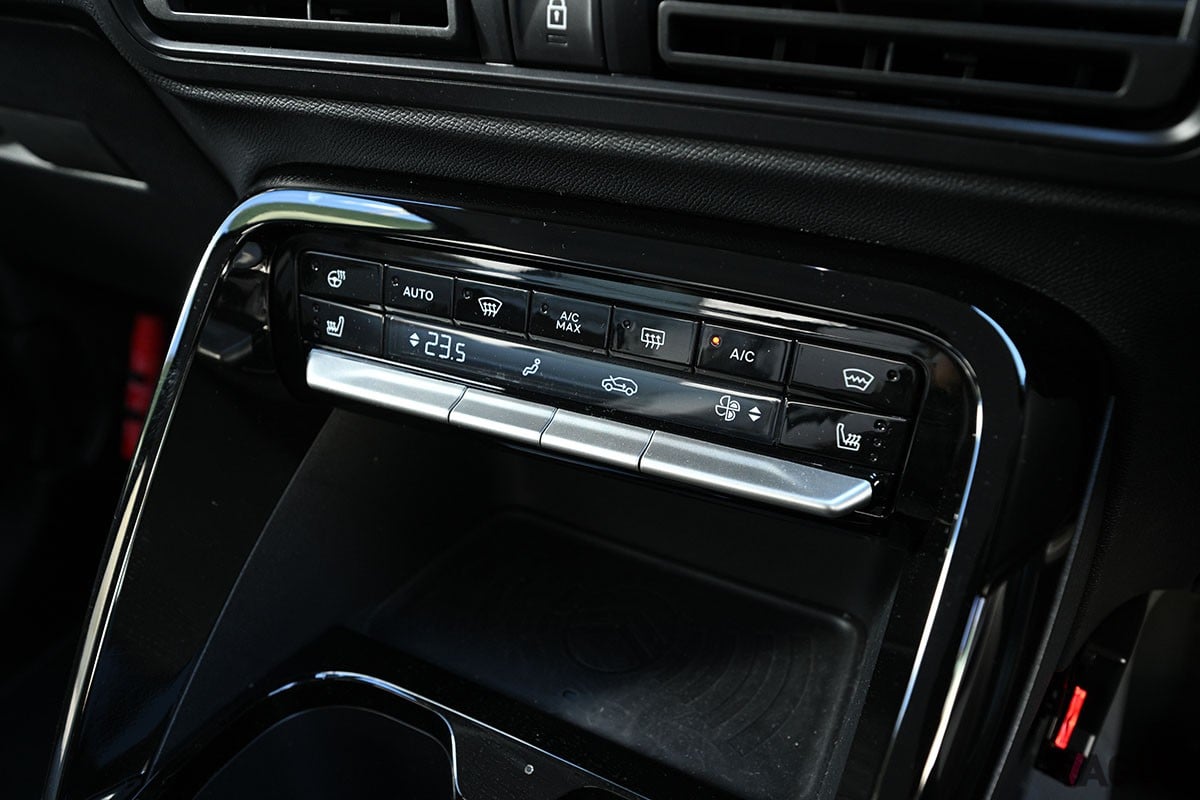 シトロエン新型「C3 ハイブリッド」