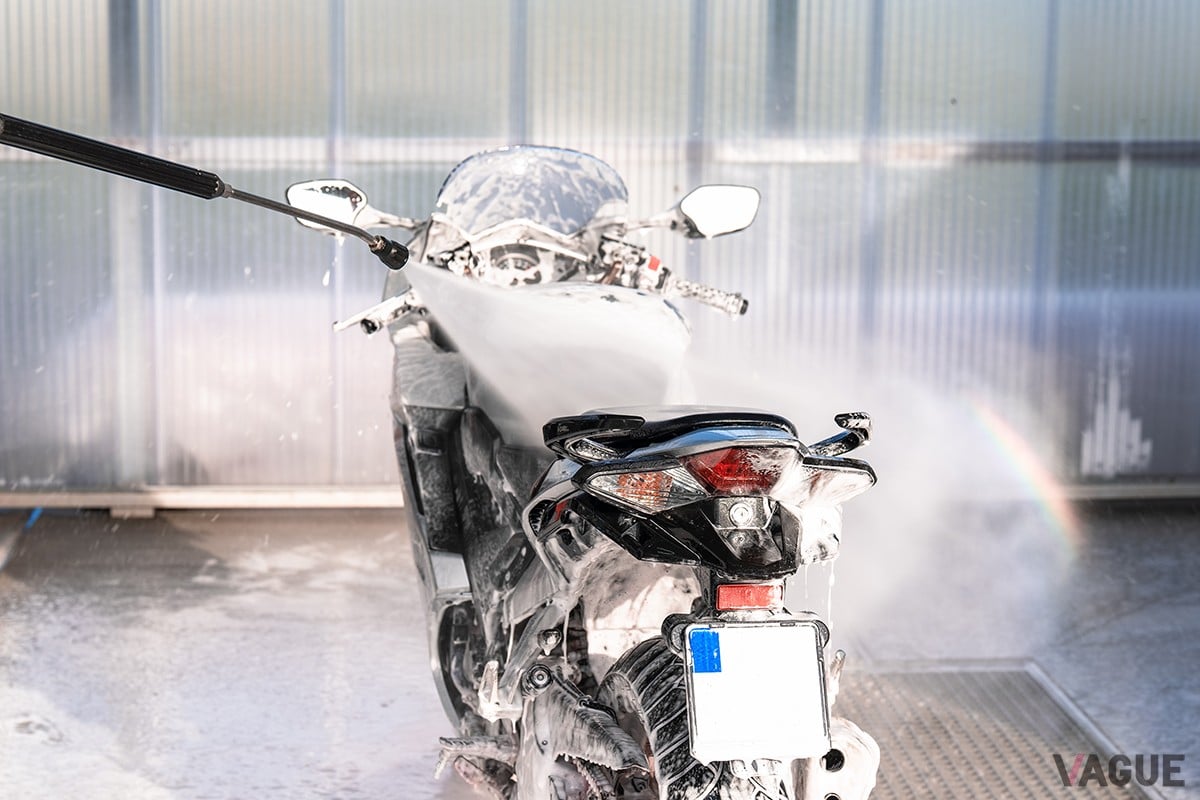 走行後の迅速かつ丁寧な洗浄こそが、最も効果的な防錆対策