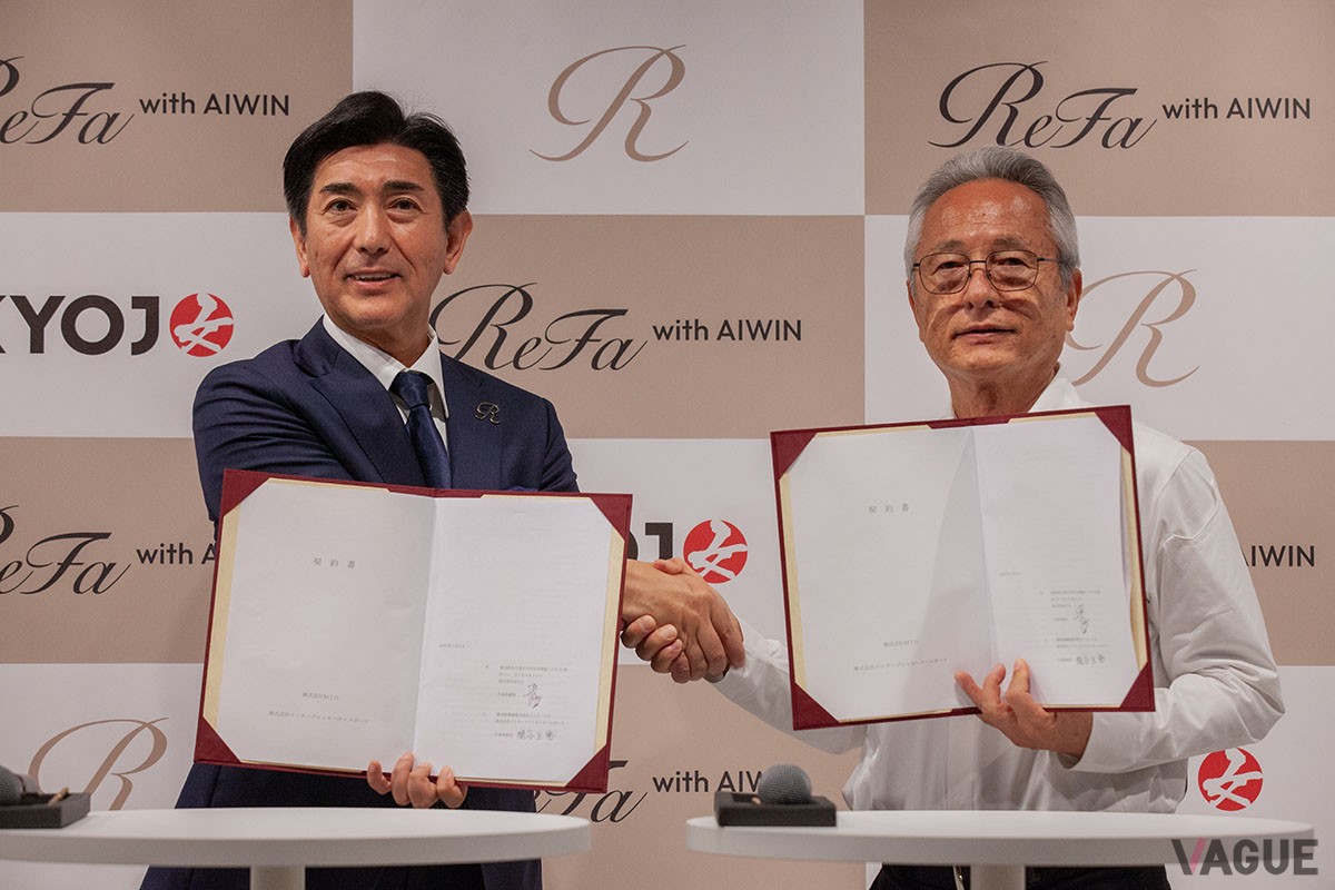 左より　MTG代表取締役社長/Team ReFa with AIWINチェアマン 松下剛氏、インタープロトモータースポーツ／「KYOJO CUP」主宰 関谷正徳氏