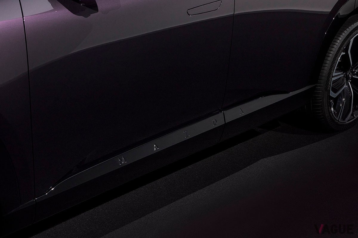 マツダ「CX-6e」