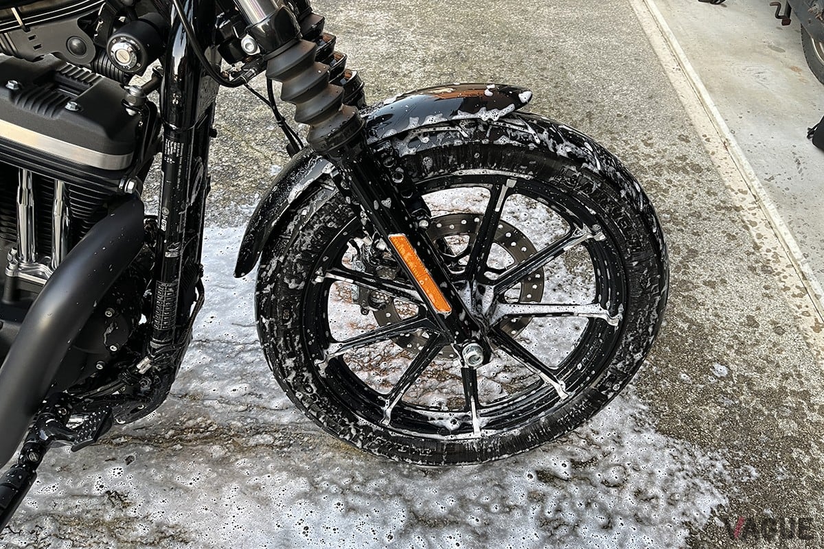 走行後の迅速かつ丁寧な洗浄こそが、最も効果的な防錆対策