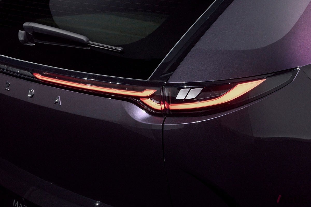 マツダ「CX-6e」