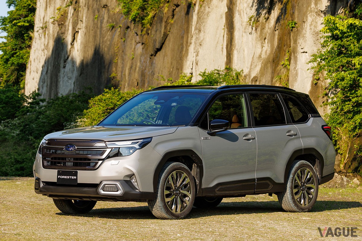 スバル「フォレスター」“ストロングハイブリッド”車
