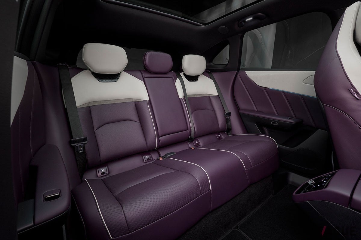 マツダ「CX-6e」