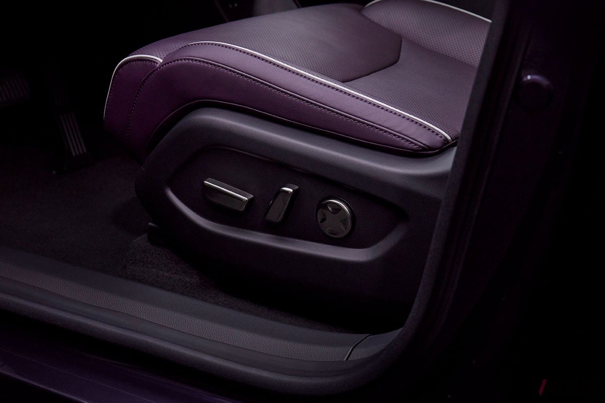 マツダ「CX-6e」