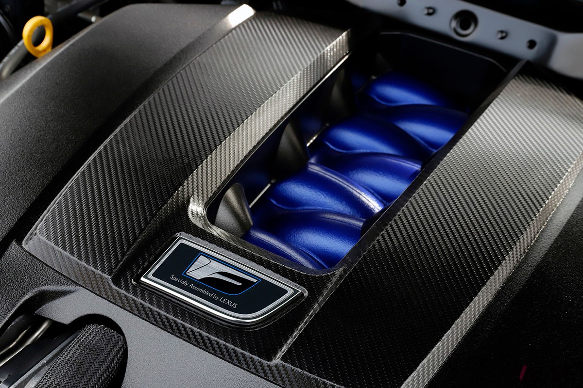 レクサス「RC F ファイナルエディション」