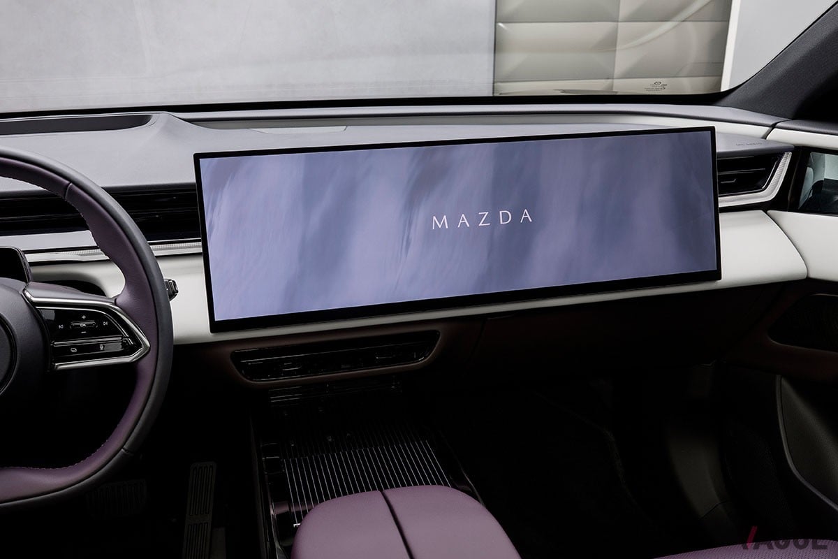 マツダ「CX-6e」