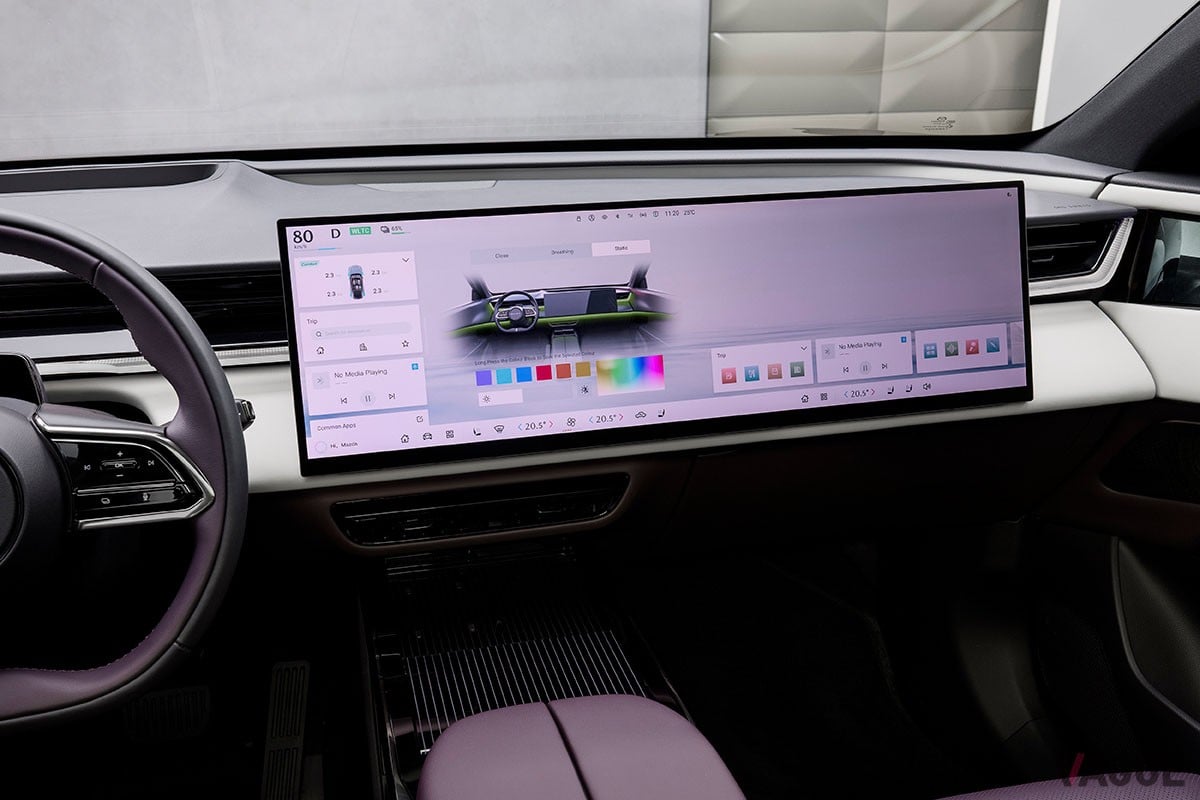 マツダ「CX-6e」