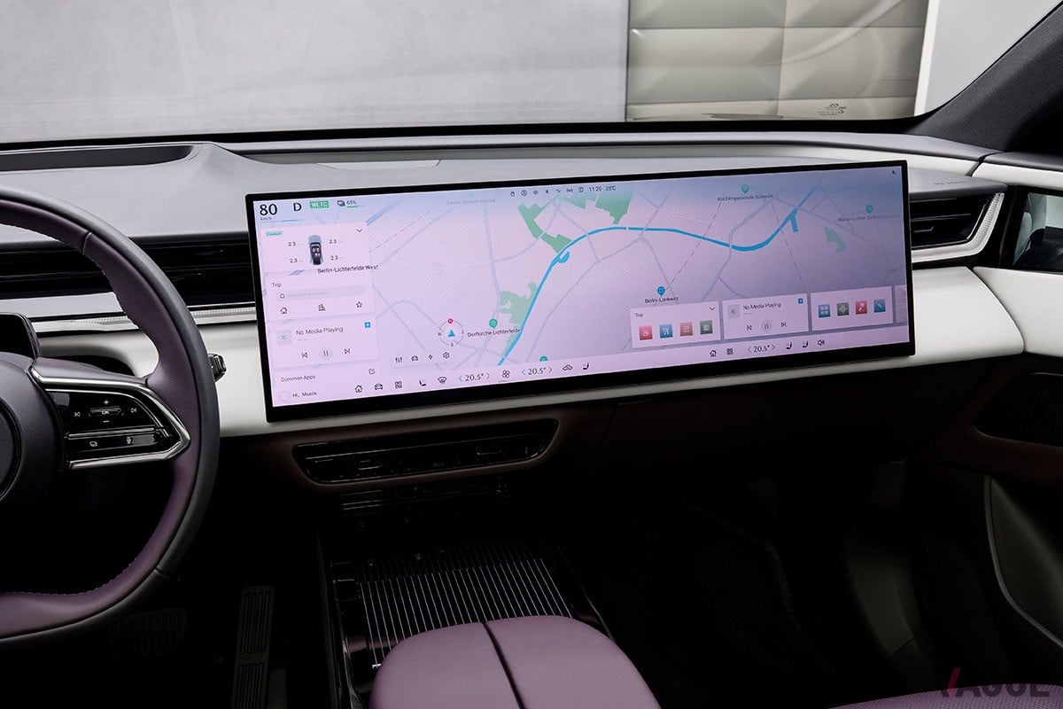 マツダ「CX-6e」