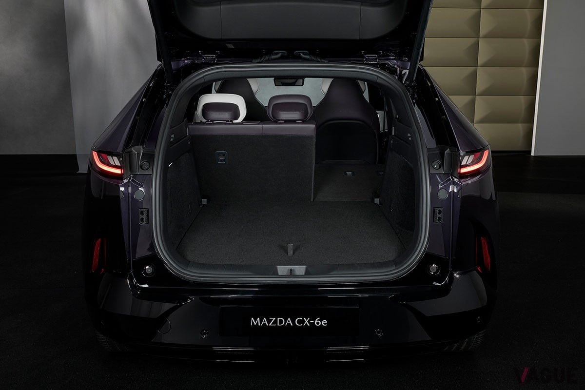 マツダ「CX-6e」