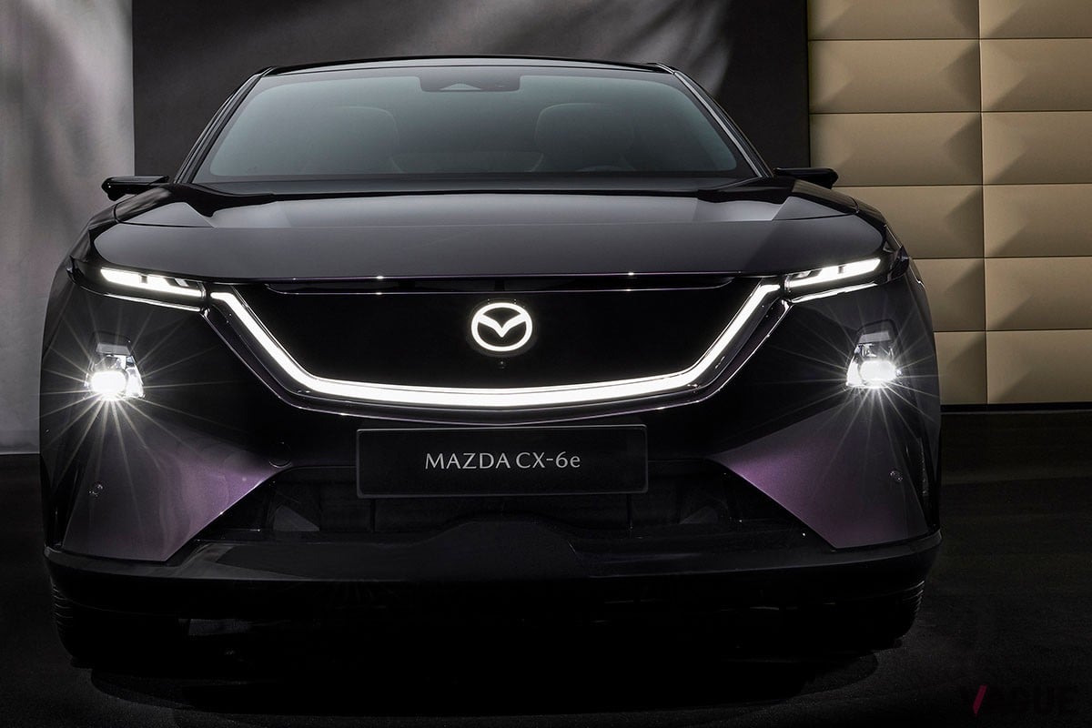 マツダ「CX-6e」