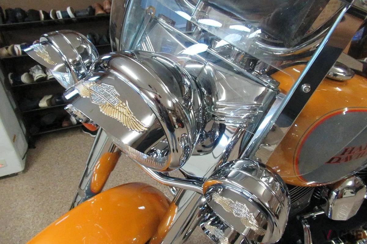 オークションに出品された1996年式ハーレーダビッドソン「ヘリテージ ソフテイル クラシック」