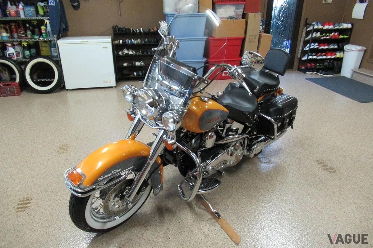 オークションに出品された1996年式ハーレーダビッドソン「ヘリテージ ソフテイル クラシック」