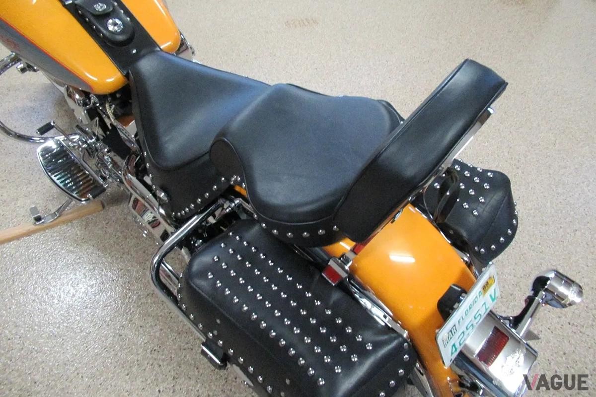 オークションに出品された1996年式ハーレーダビッドソン「ヘリテージ ソフテイル クラシック」