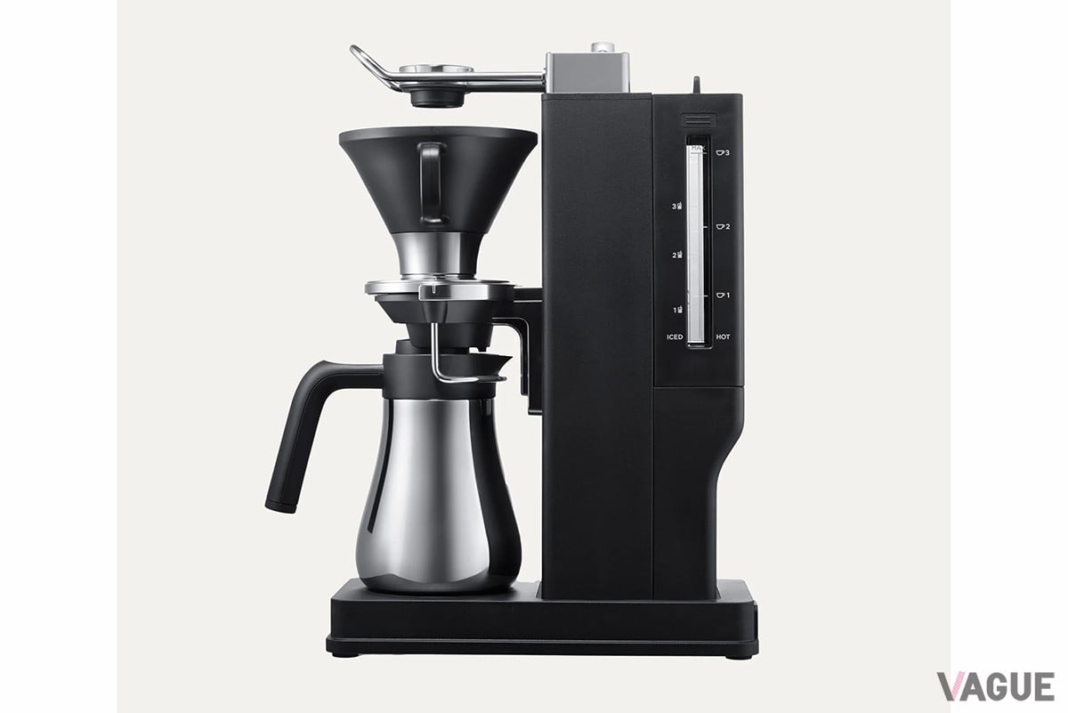 BALMUDA The Brew。抽出中の音、光、香り。すべてが計算し尽くされた「美しい一杯」のためのマシン