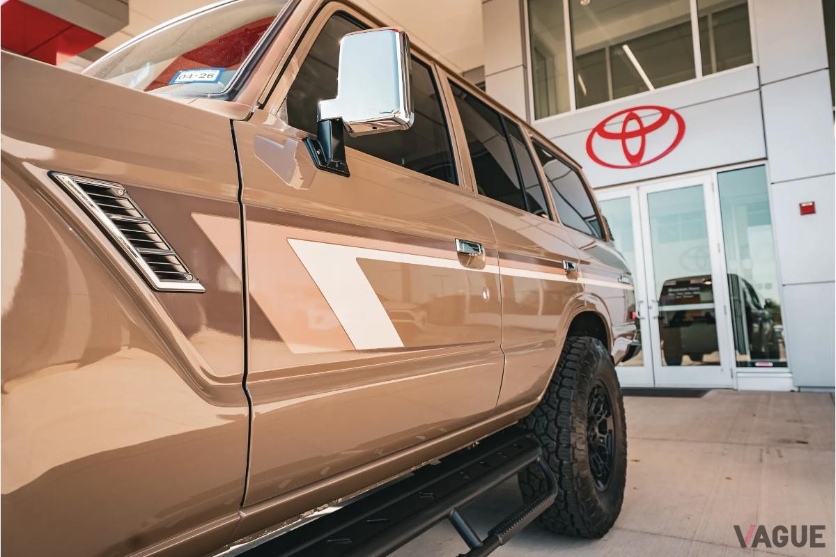 オークションに出品された1987年式トヨタ「ランドクルーザー FJ60」