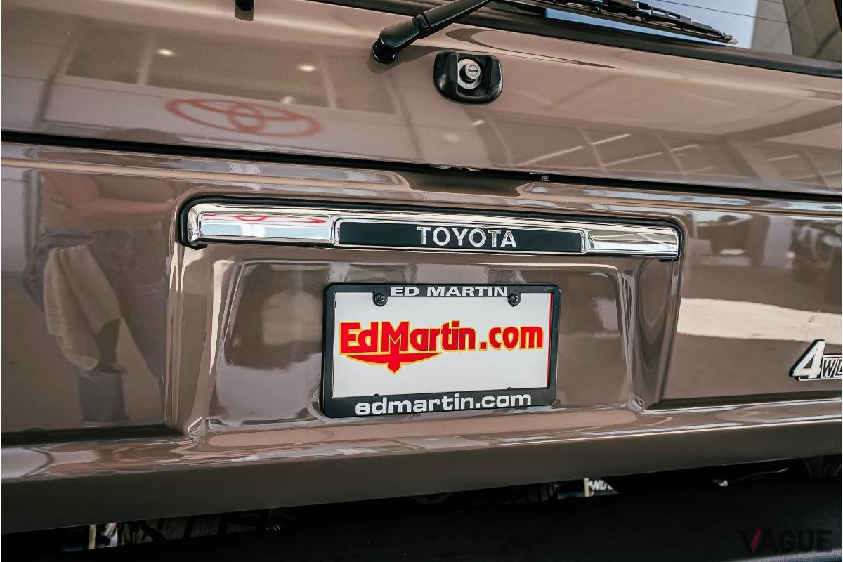 オークションに出品された1987年式トヨタ「ランドクルーザー FJ60」