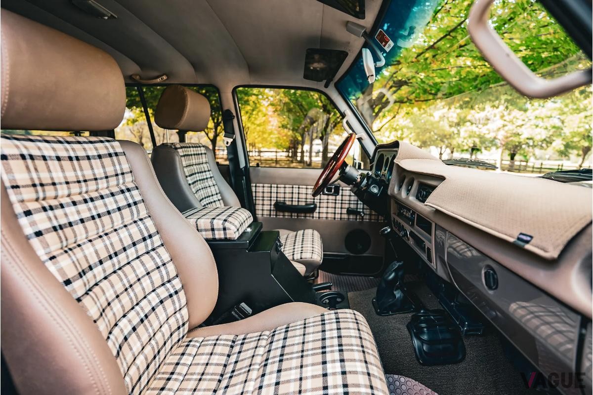 オークションに出品された1987年式トヨタ「ランドクルーザー FJ60」