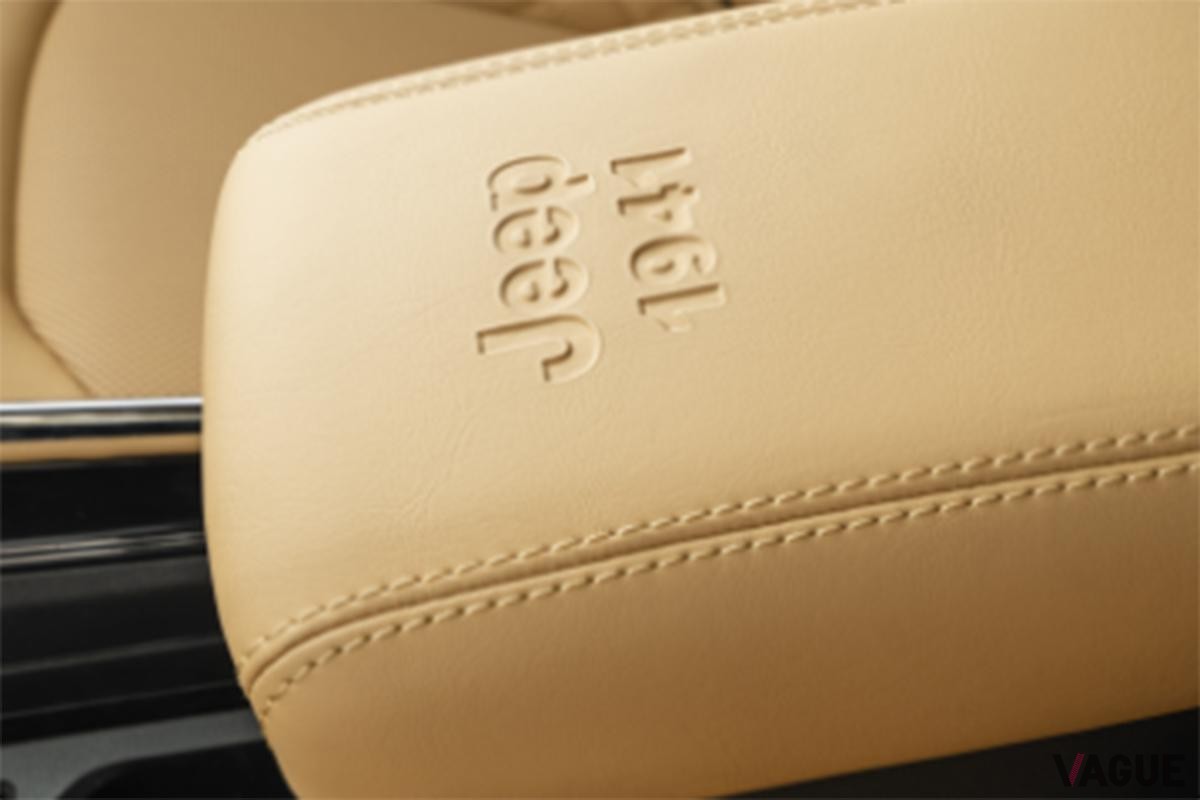 100台限定のジープ「コンパストラックエディション」