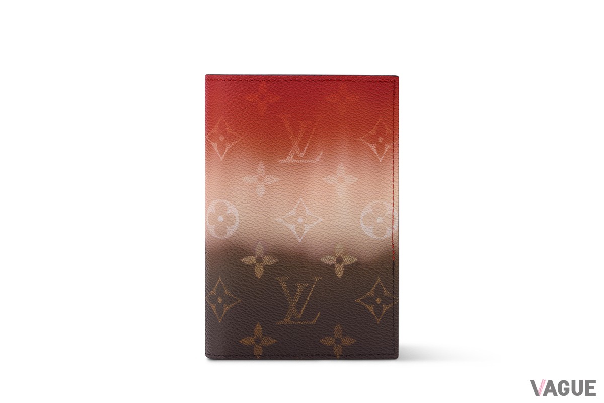パスポートカバー クーヴェルテュール・パスポール：7万1500円
