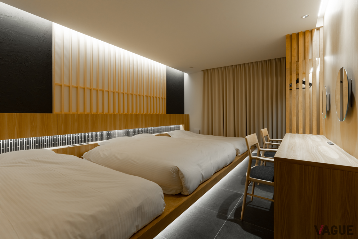 BEDROOM（KURO）