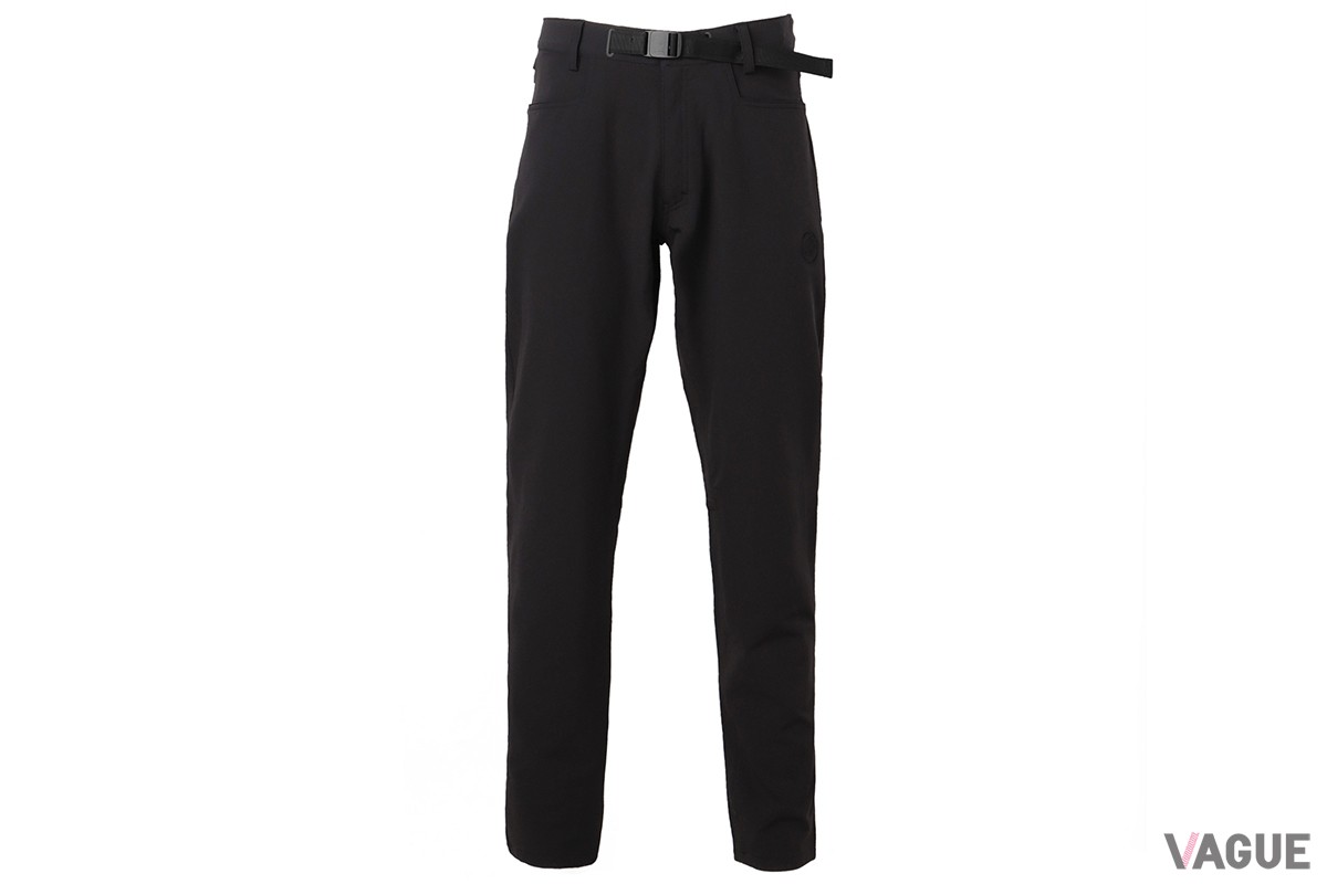 ユーティリティ ソフトシェルパンツ AF プレミアムブラック：2万5300円