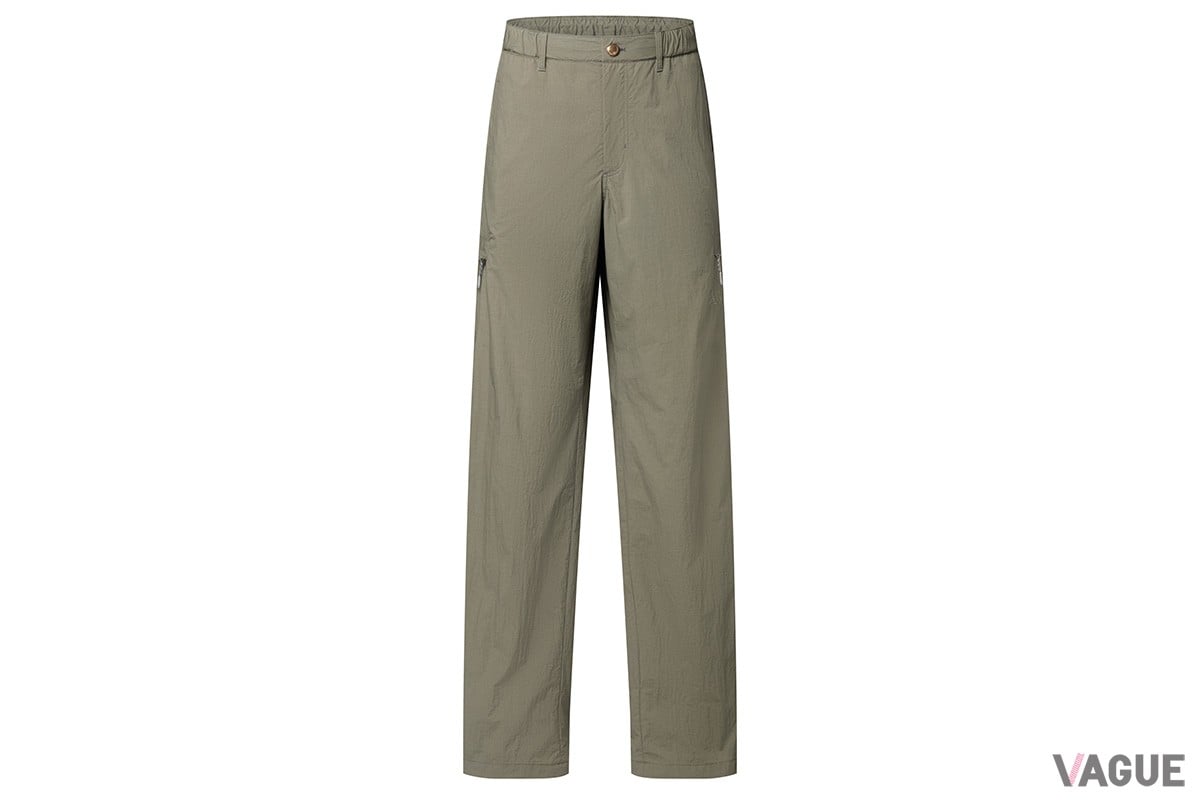 テクニカルカーゴパンツ：23万3200円