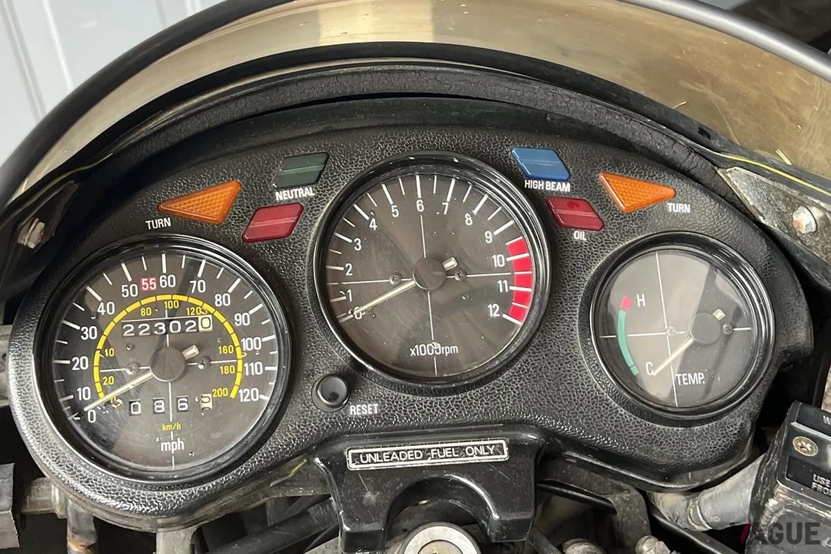 米国オンラインオークションに登場、落札された1984年式ヤマハ「RZ350 ケニー・ロバーツ・エディション」