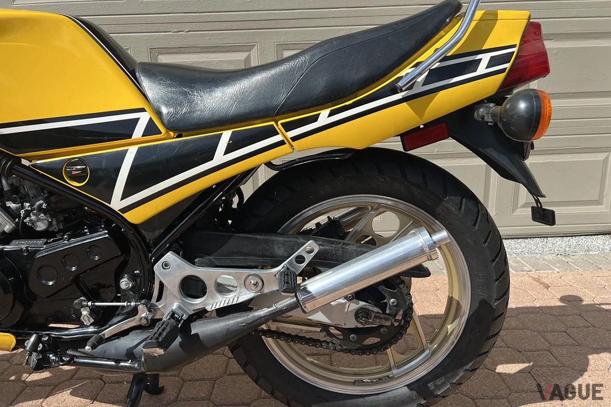 米国オンラインオークションに登場、落札された1984年式ヤマハ「RZ350 ケニー・ロバーツ・エディション」