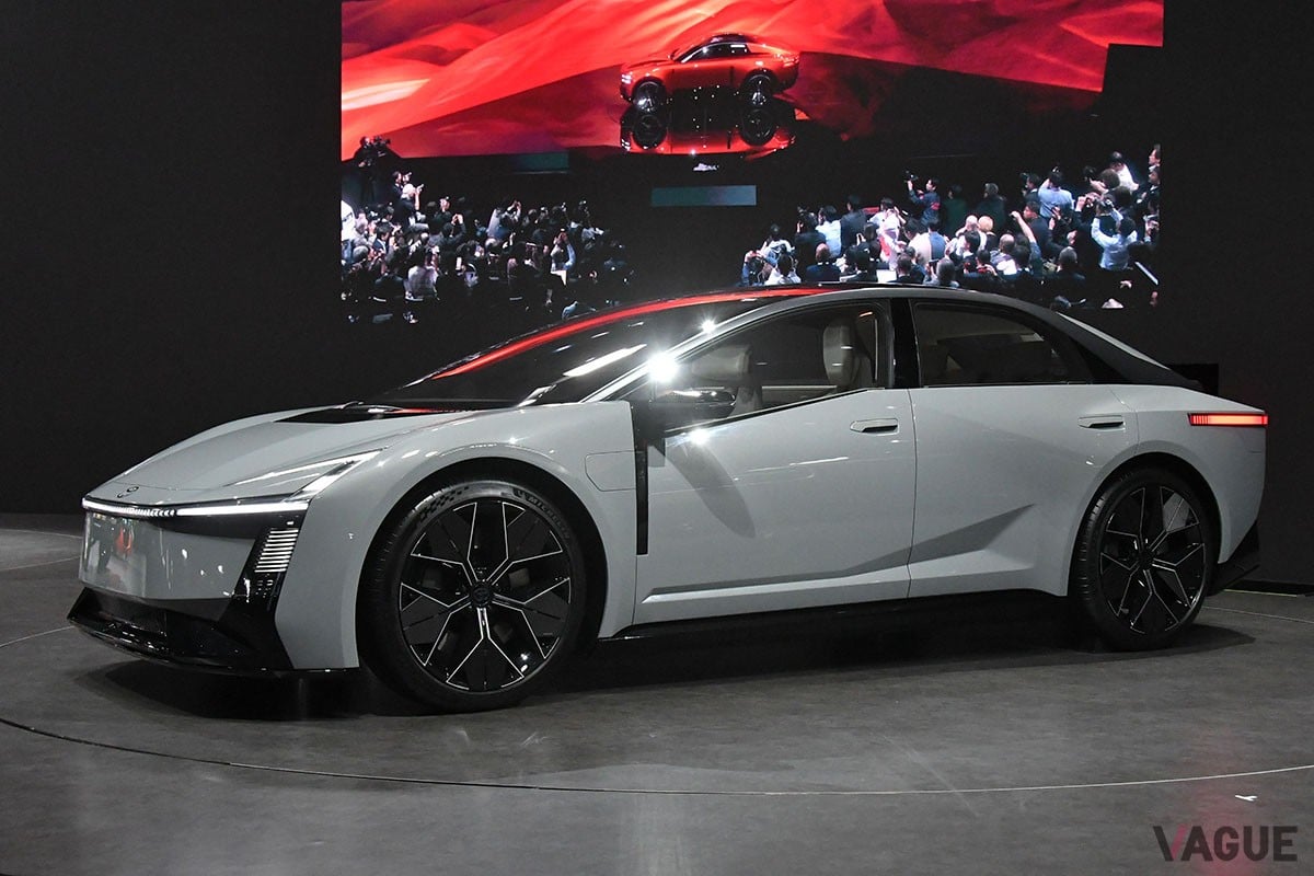 トヨタ「カローラコンセプト」