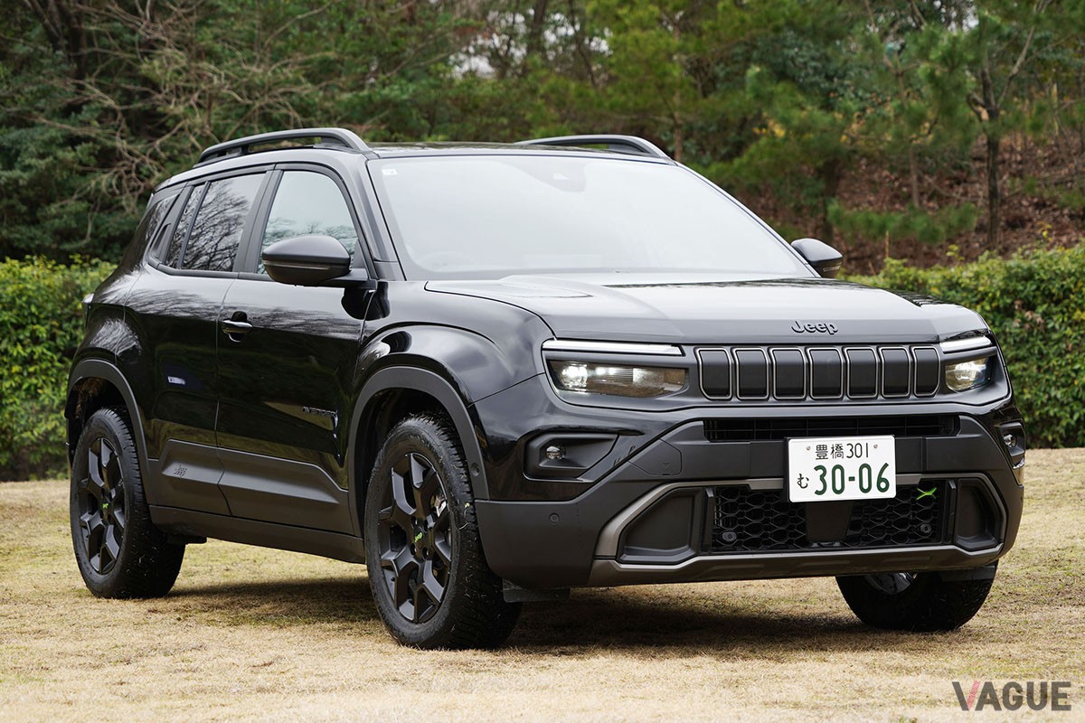 ジープ「アベンジャー 4×e ハイブリッド」