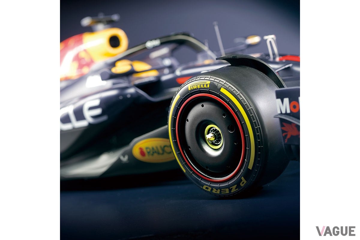 デアゴスティーニ「オラクル・レッドブル・レーシング RB19」