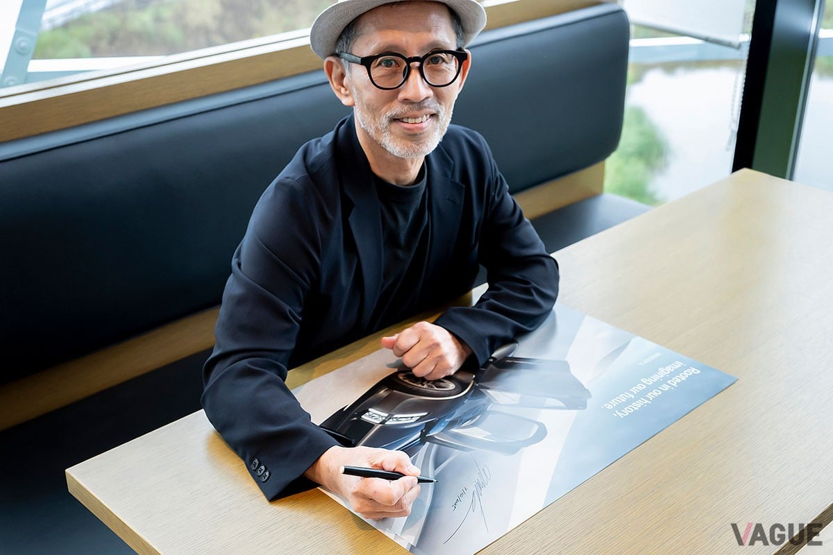 ポルシェファンへのサインに応じるなど、気取らない性格も山下周一さんの魅力