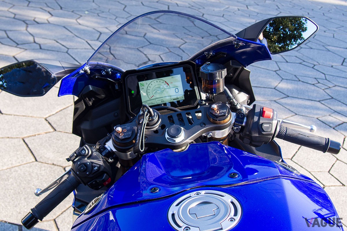 ヤマハ「YZF-R9」