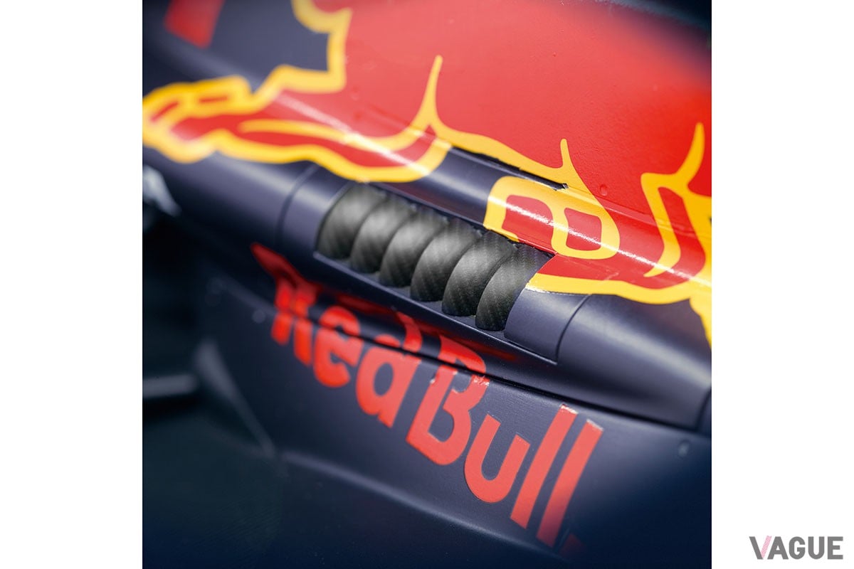 デアゴスティーニ「オラクル・レッドブル・レーシング RB19」