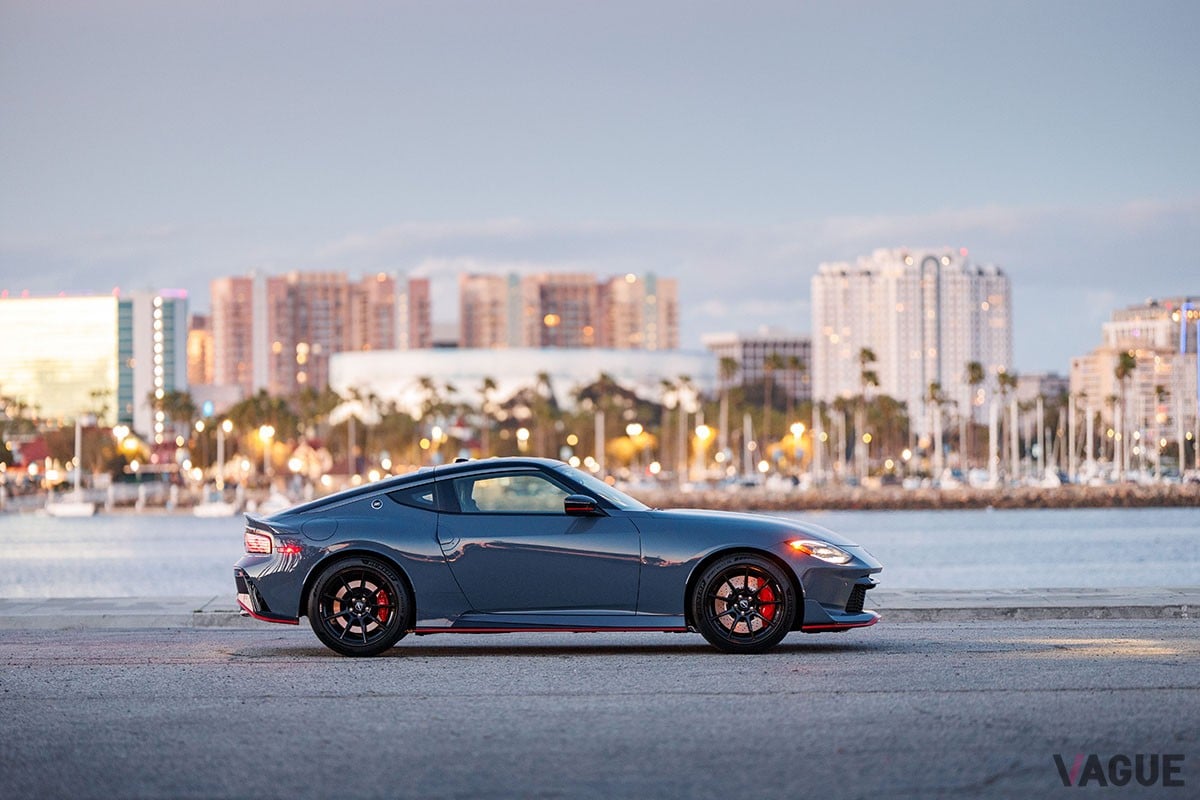 北米仕様の日産「Z NISMO」6速MT車