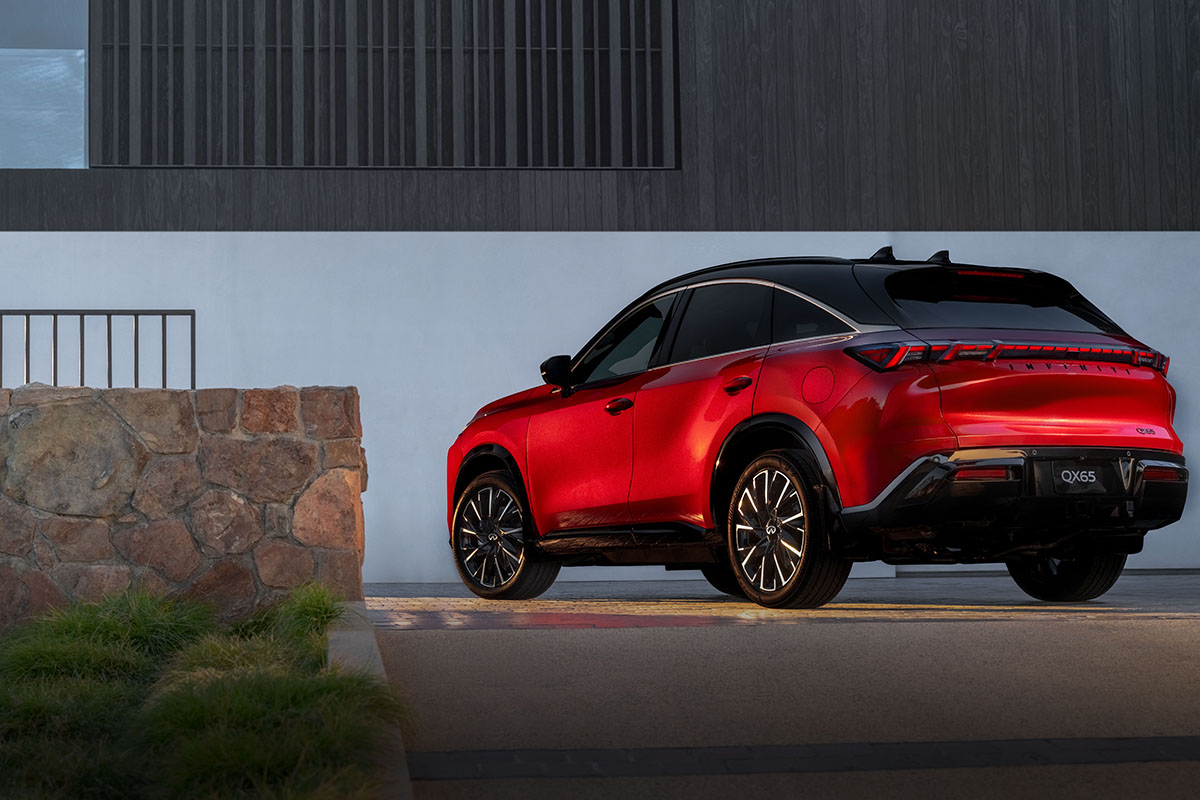 インフィニティ新型「QX65」