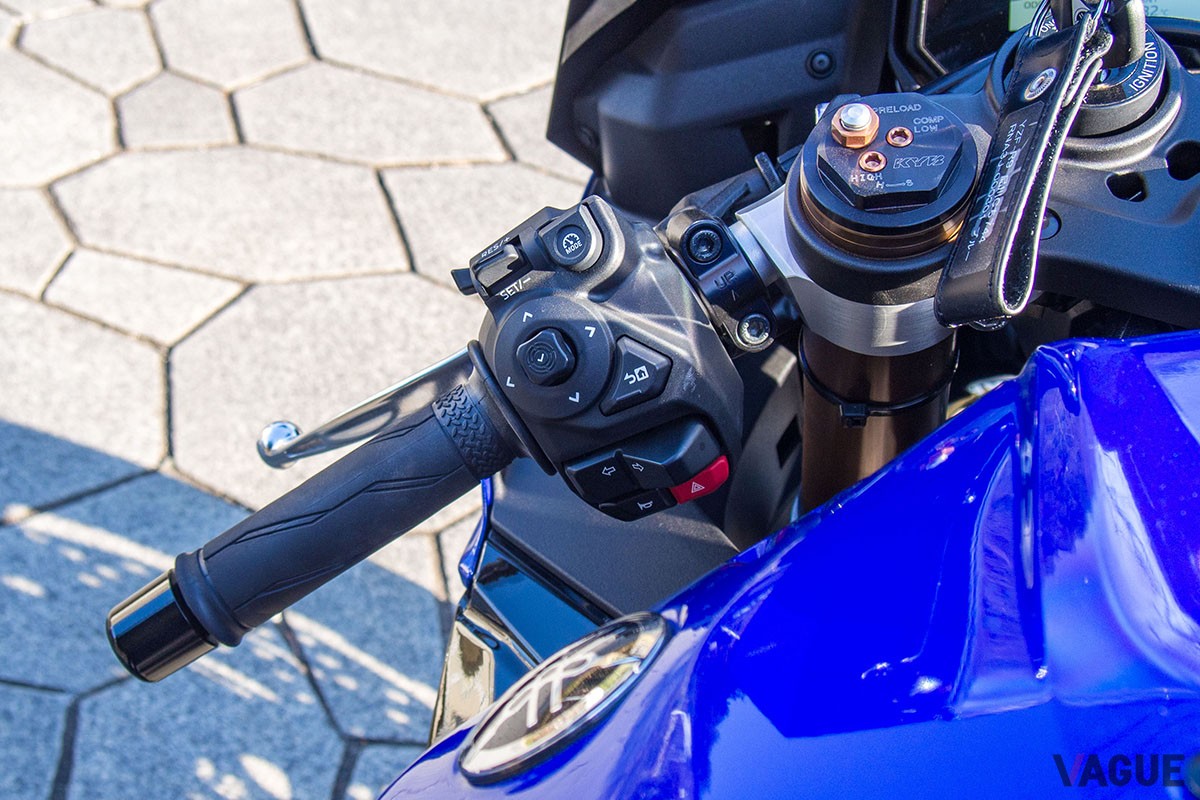 ヤマハ「YZF-R9」