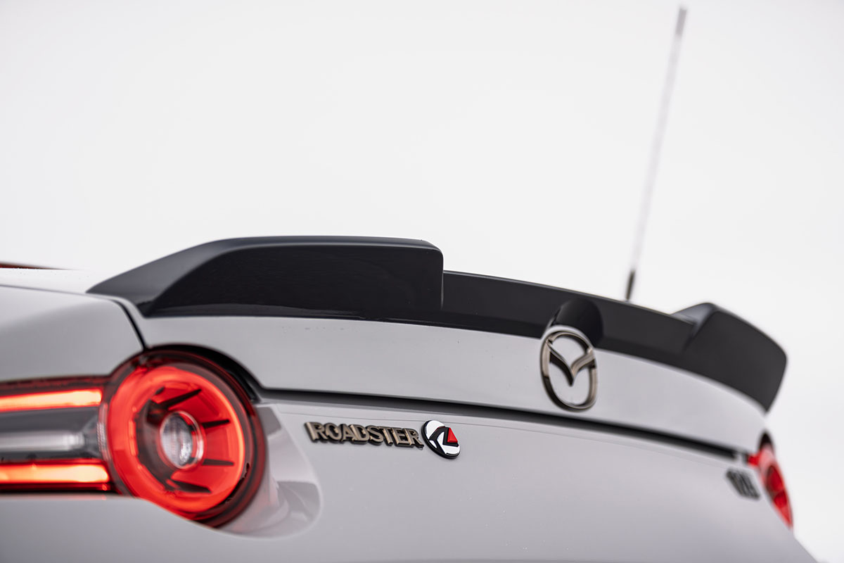 「マツダ スピリットレーシング・ロードスター 12R」