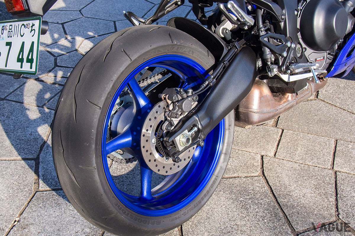 ヤマハ「YZF-R9」