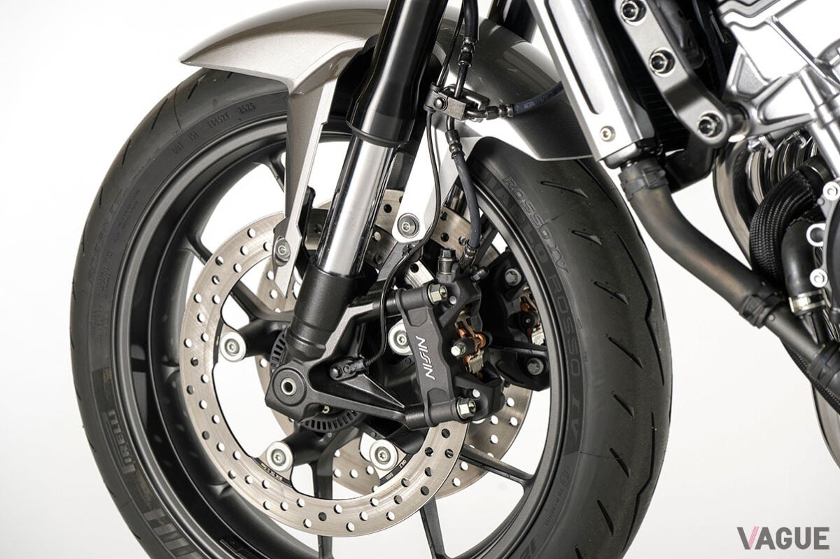 ホンダ「CB400スーパーフォア Eクラッチ コンセプト」