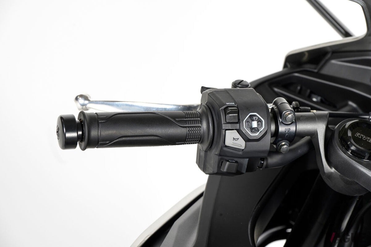 ホンダ「CBR400Rフォア Eクラッチ コンセプト」