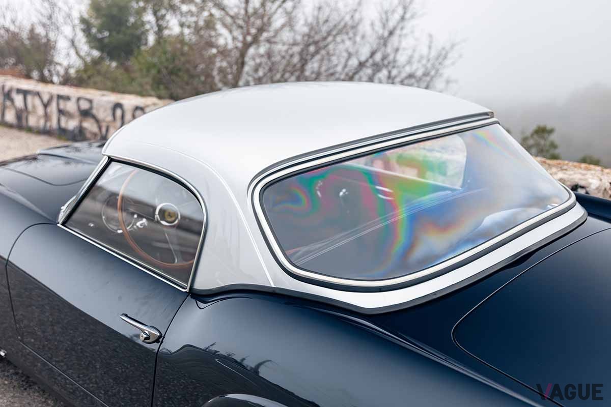 オークションに出品予定の1961年式フェラーリ「250GTカリフォルニアスパイダー」Kevin Van Campenhout(c)2026 Courtesy of RM Sotheby's